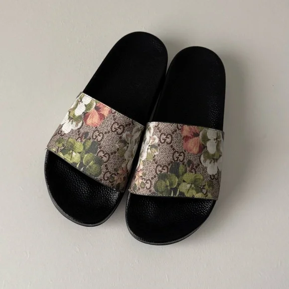 Gucci Bloom Slides - Picture 1 of 5